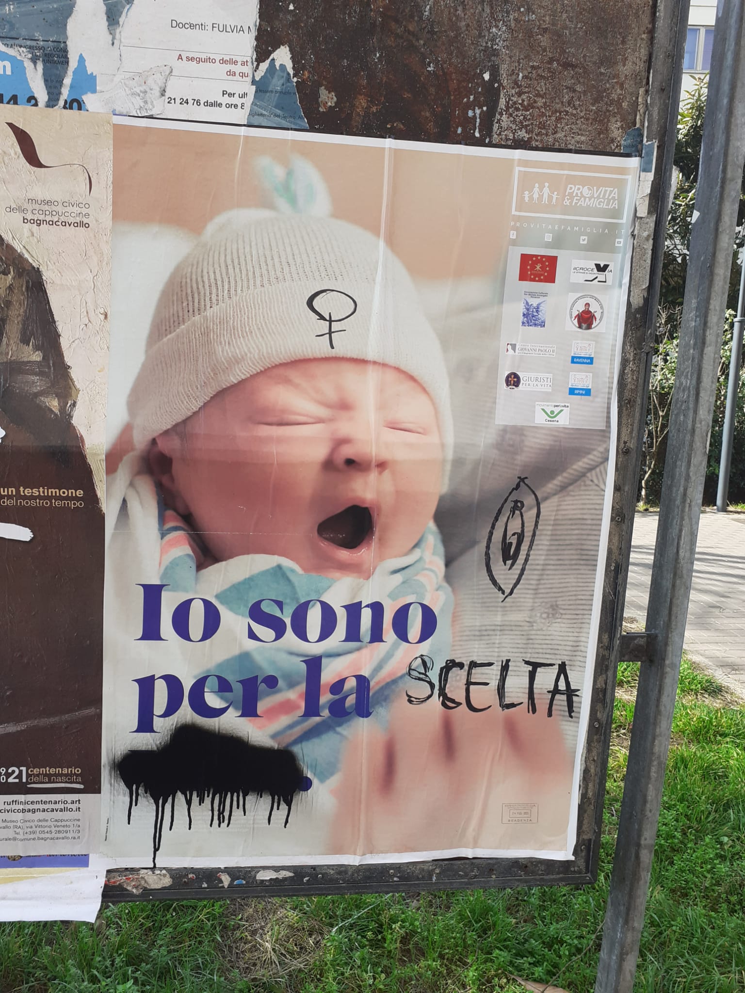 Pro Vita & Famiglia Ravenna: «Inciviltà e censura contro i nostri manifesti sull’aborto» 1